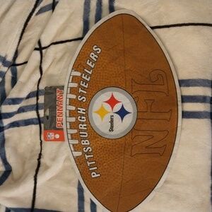 NWT Men's NFL Pittsburgh Steelers Pennant